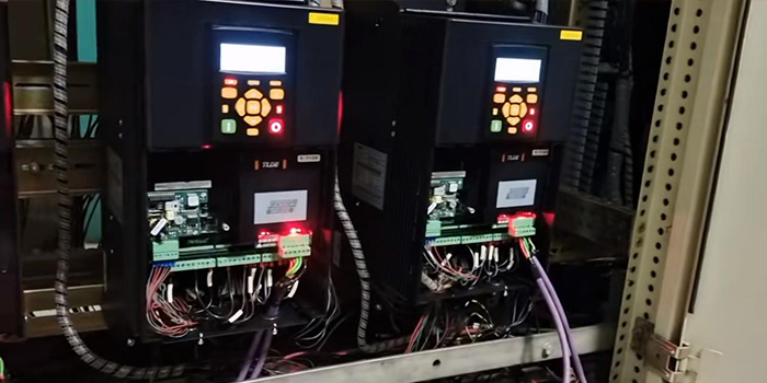 DC900P系列中文直流調(diào)速器應(yīng)用于江蘇沙鋼集團(tuán)！